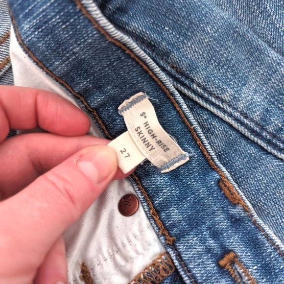 Madewell 9" high rise skinny distressed denim - Picture 3 of 9